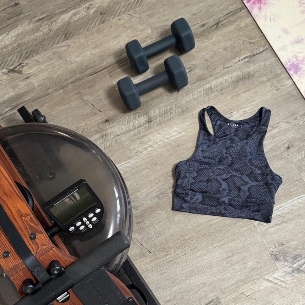 Snake print Black Sports Bra
